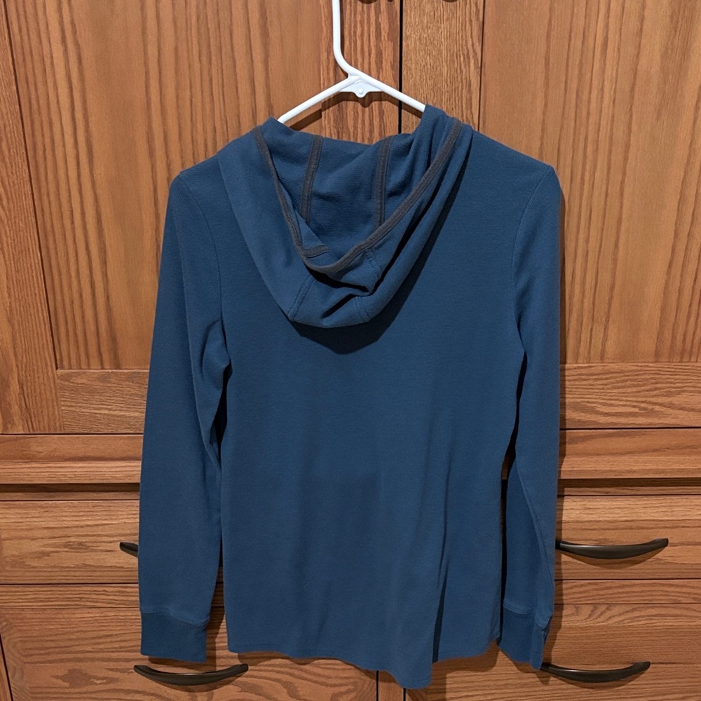 The North Face women’s Blue Hoodie - Picture 2 of 5